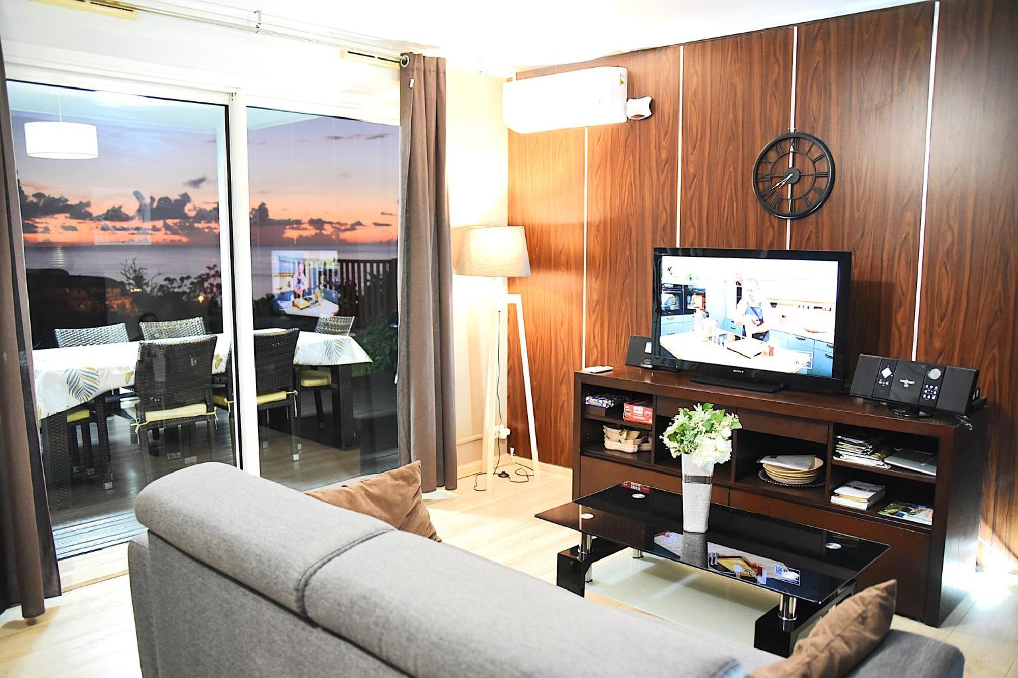 T2 Classe 4 Etoiles Avec Jardin, Piscine, Vue Mer A Saint-Gilles-Les-Bains エクステリア 写真