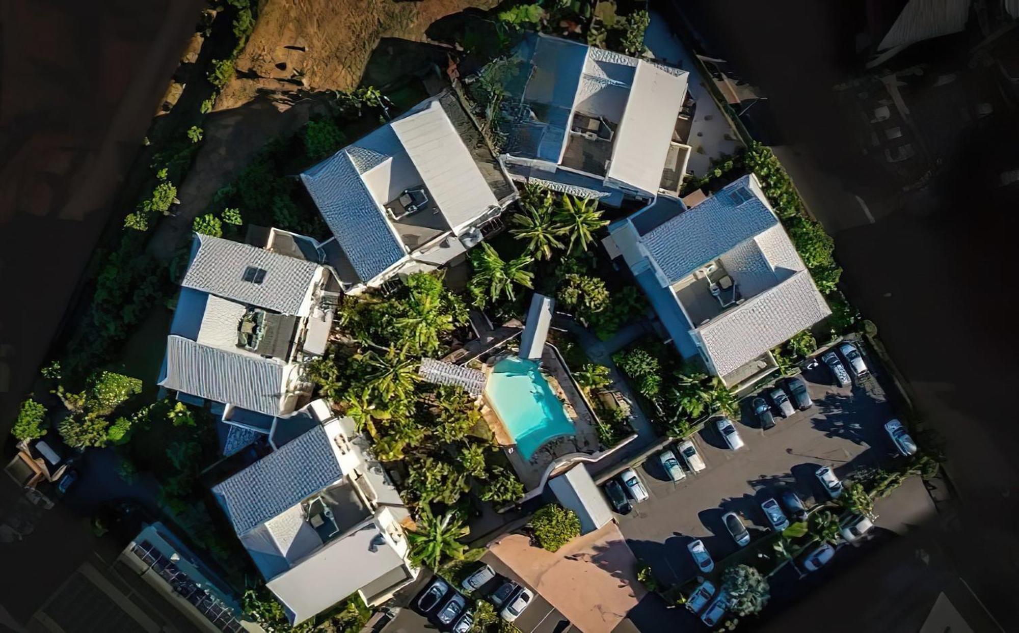 T2 Classe 4 Etoiles Avec Jardin, Piscine, Vue Mer A Saint-Gilles-Les-Bains エクステリア 写真
