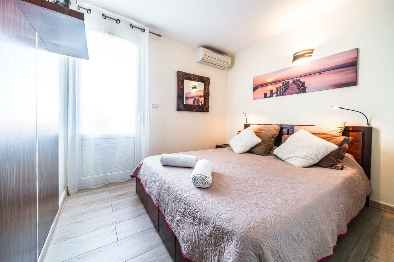 T2 Classe 4 Etoiles Avec Jardin, Piscine, Vue Mer A Saint-Gilles-Les-Bains エクステリア 写真
