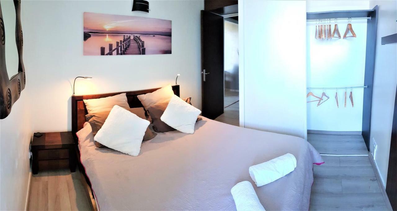 T2 Classe 4 Etoiles Avec Jardin, Piscine, Vue Mer A Saint-Gilles-Les-Bains エクステリア 写真